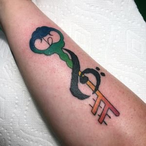 TATTOO ARTIST